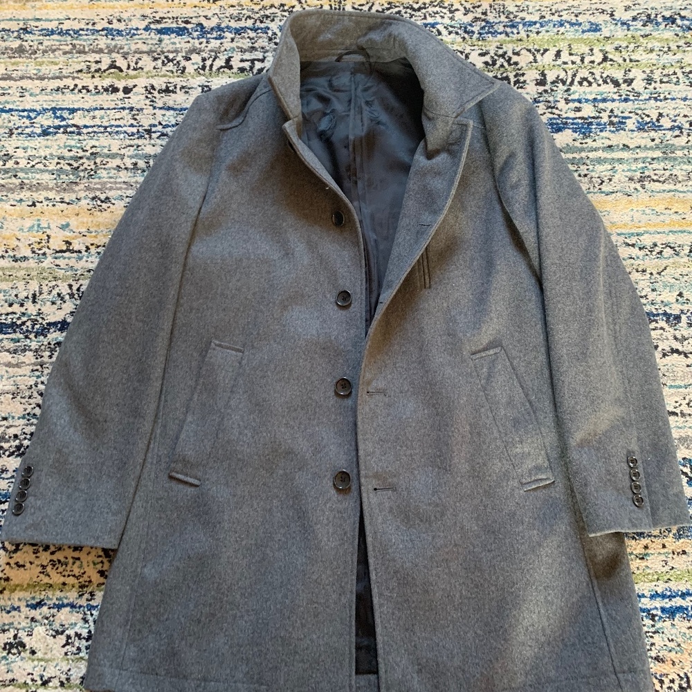 Sondergaard grey coat
